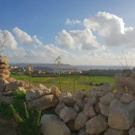 Ta' Rosalba Bed & Breakfast Nadur