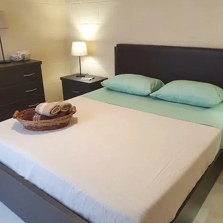 Bed & Breakfast Ta' Rosalba 3*