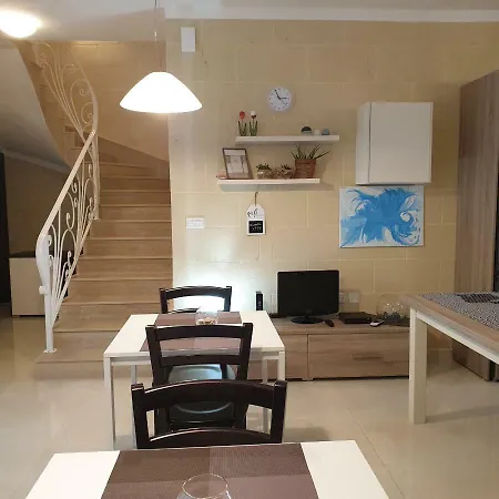 Ta' Rosalba Bed & Breakfast Nadur